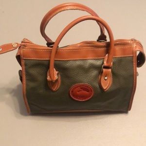 Dooney & Bourke leather purse